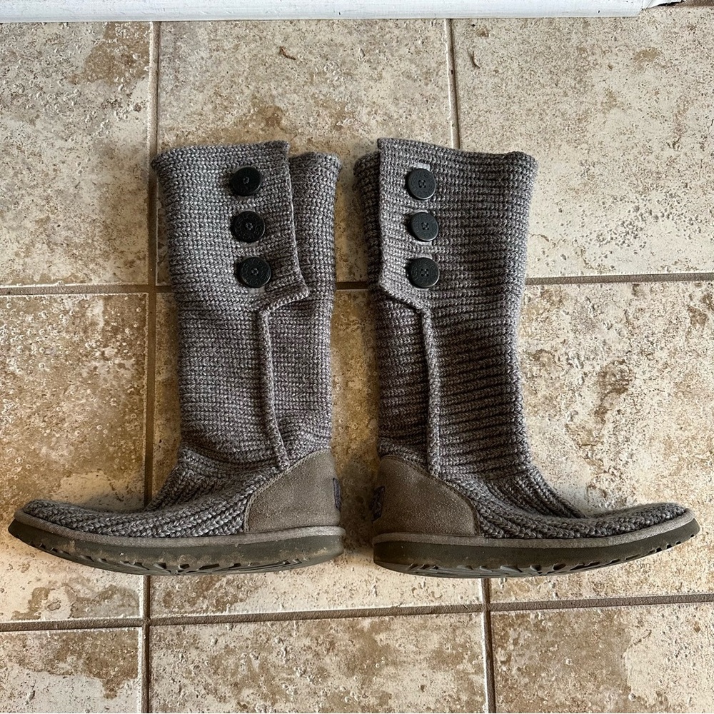 Ugg Classic Cardy Women's Knit Sweater Boots - Size 8